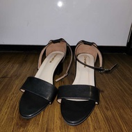 DIVES SHOES Moreno Dranatha Chunky Heels