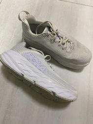 Hoka one one bondi 6 size42 us8.5