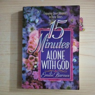 BOOK 15 MINUTES ALONE WITH GOD BY EMILIE BARNES
