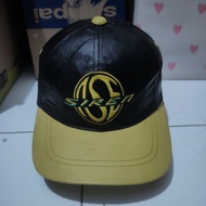 3dwiN snapback hat