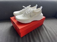 Nike Invincible 3 run fk white