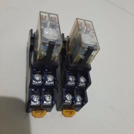 OMRON G2R-2-SND 24VDC RELAY + SOCKET