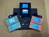 多色 DS NDS NDSL NDSi 2DS 3DS GB Gameboy Game Boy 任天堂 Nintendo + R4卡 充電 + 全正常運作 原裝正版 極新淨 只合有要求人士 不合粗玩