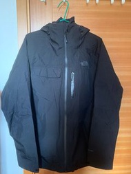 The North Face Gore-tex jacket (Men L size)