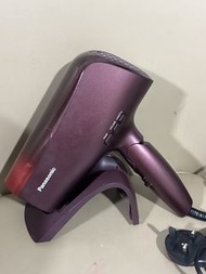 Panasonic樂聲nanoe護髮風筒EH-XD20
