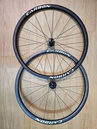 碟煞碳纖輪組700c框高30mm/open框）/支援無內胎（tubeless ready)