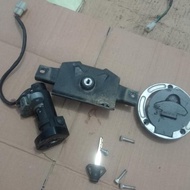 Original r15 v3 tank and seat cover ignition key set