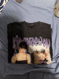 LE SSERAFIM 金采源 Tee