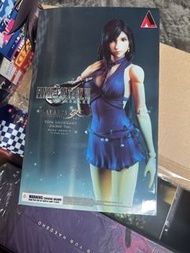 Play arts 改 tifa