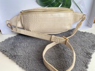 MNG tas pinggang/MNG  Bag