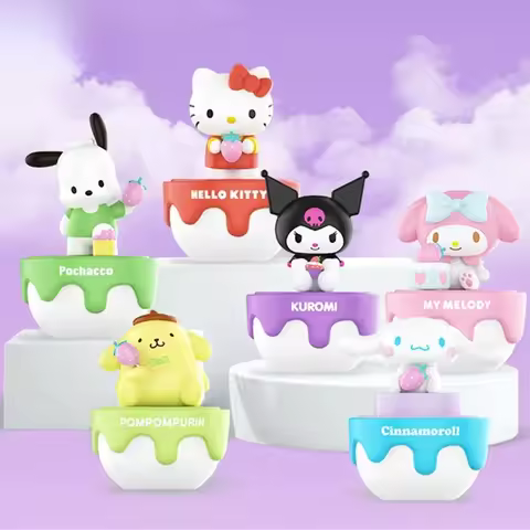 Sanrio Family Kuromi Melody Cinnamoroll Pompompurin hello Kitty strawberry cake Gift Box Tabletop Gi