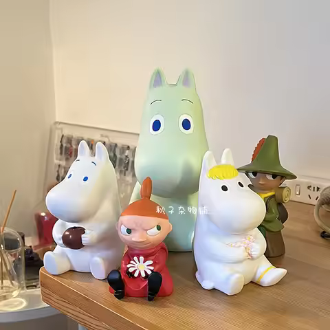 Moomin Cute Moomin Piggy Bank Figurine Resin Statue Home Decoration Desktop Ornament Collectible Scu