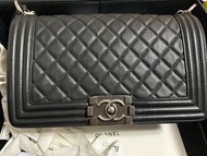 CHANEL boy 25cm