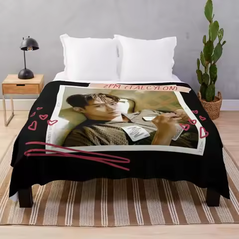 PM - 2PM OK TAECYEON - Vincenzo Cassano Throw Blanket Stuffed Blankets Luxury Blanket Dorm Room Esse