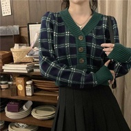 V-neck crop cardigan Indie plaid -Rafanda