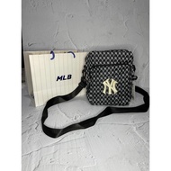 MLB KOREA SLING BAG SIZE M FREE PAPERBAG