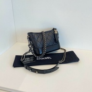 Chanel 黑金流浪包 小號