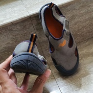 Preloved - Children's Sandals Shoes/Kids NEW BALANCE 100% Original - size 32