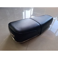 Suzuki GP100-GP125 Seat Steel Base With Eyebrows Around New And Old Items The Leather Cushion Has A 