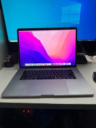 APPLE MacBook pro 2018 型號：A1990( i7 2.6Ghz / 16GB DDR4 RAM / 500GB / 15.4吋 )手提電腦/筆本/文書處理夠用/15