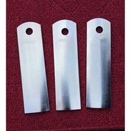 COCONUT PLATE (SMALL) manual grater/
