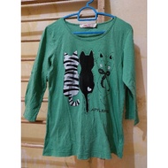 Preloved t-shirt remaja