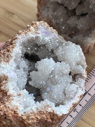 Angel Aura Quartz Geode 天使水光水晶晶洞