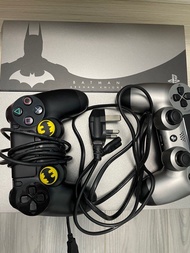 Ps4 Playstation Batman Arkham Knight 主機連兩個原廠手掣火牛