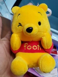 winnie the pooh公仔
