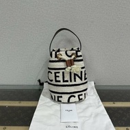 Celine 黑白Teen Celine限量毛呢編織抽繩水桶包 16*15*20 99新配件塵袋