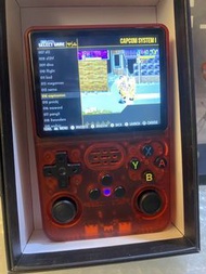 全新 開源掌機 R36S 復古掌上遊戲機 透紅色有保護貼  包128GB卡