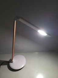 Philips 飛利浦 LED 檯燈