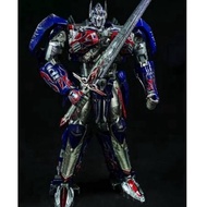 Transformers Unique Toys UT R-02D R02D Battle Damaged Challenge AOE Optimus Prime