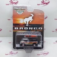 Greenlight Free Wheelin田 Bronco Outer Banks 2022 Ford Bronco Sport