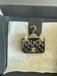 Chanel 23C brooch