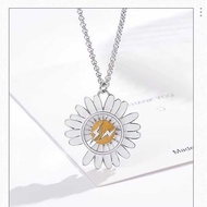 PEACEMINUSONE DAISY X FRAGMENT NECKLACE