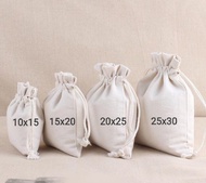Kantong serut balcusouvenir pernikahan/tas kosmetik