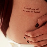 OhMyTat 傷口疤痕信息 萬聖節 刺青圖案紋身貼紙 (2 張)