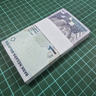 A747 rm1 siri 11 running number 1 stack 100 keping nombor siri berturutan duit kertas rm1 duit lama 