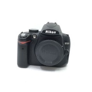 Nikon D5000