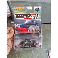 HOT WHEELS PREMIUM PORSCHE 964 - TRACK DAY
