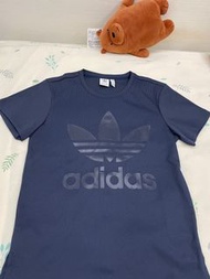Adidas original 坑條紋上衣