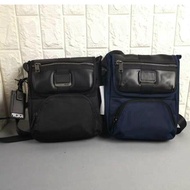 [Tumiseller.my][Ready Stock]Tumi men's single shoulder bag business carry-on small bag leisure travel bag messenger bag IPAD MESSENGER bag