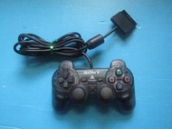 PS2 主機專用 透明灰 原廠手把... ... 如圖. 按鍵操作功能良好..