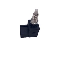 Brake Light Switch 2-Pin for Hyundai i10 i20 i30 ix35 Santa 93810-2E000