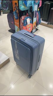 American Tourister Trento 24" Spinner Luggage (Blue) 行李箱