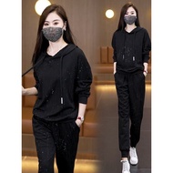 Hooded Sweatshirt Suit for Women - Loose Fit Two-Piece Set for Sport & Leisure Wear