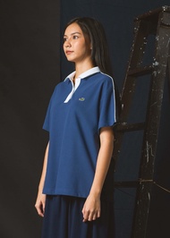 คร็อคโคไดล์เสื้อโปโลผู้หญิงสีนาวัลอะคาเดมีบลู ทรงโอเวอร์ไซส์ CROCODILE NAVAL ACADEMY BLUE OVERSIZED 