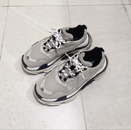 Balenciaga Triple S Beige Size 39 Balenciaga Sneakers 厚底鞋 休閒鞋 老爹鞋