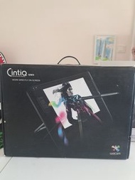 Wacom Cintiq 12WX Drawing Tablet
